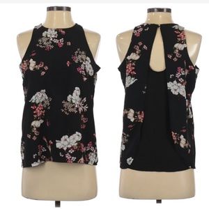 Trendyol Black Floral Top Size Small